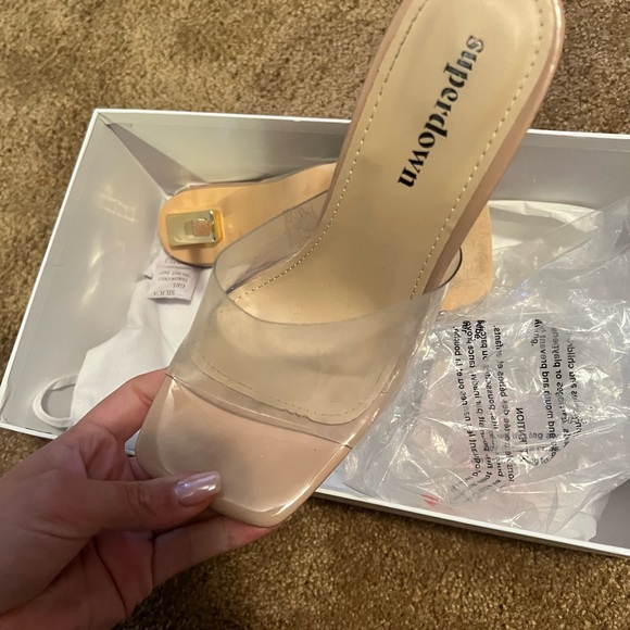 RAYE Heels - Picture 5 of 9